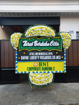 Papan Bunga Duka di Pamuruyan